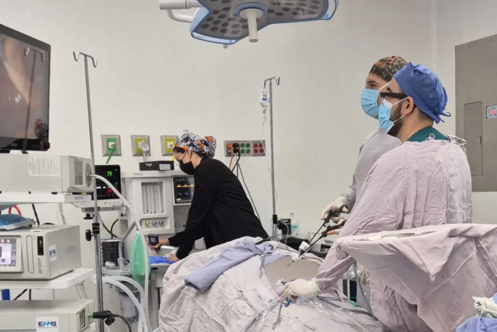 Cirugía de hernia inguinal
